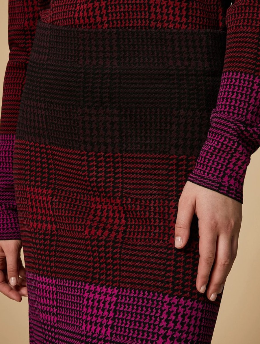 Vetements Marina Rinaldi | Jupe En Maille A Carreaux Prince De Galles Bordeaux