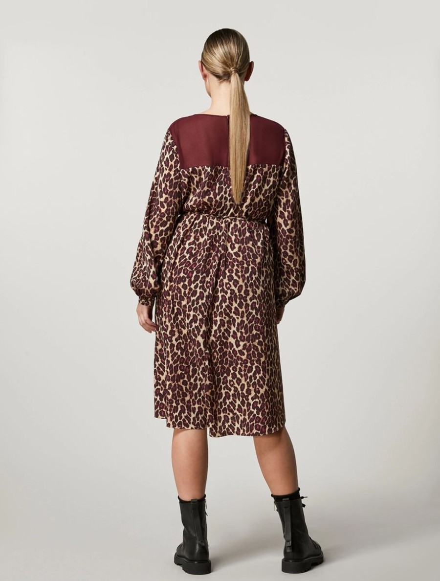 Vetements Marina Rinaldi | Robe En Crepe De Chine Et Georgette Chameau